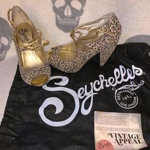 ✨Seychelles vintage appeal heels